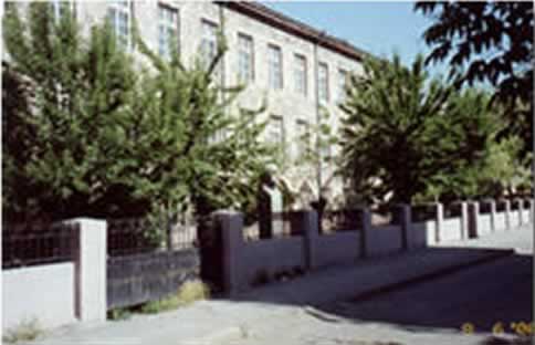 школа #65, Ереван